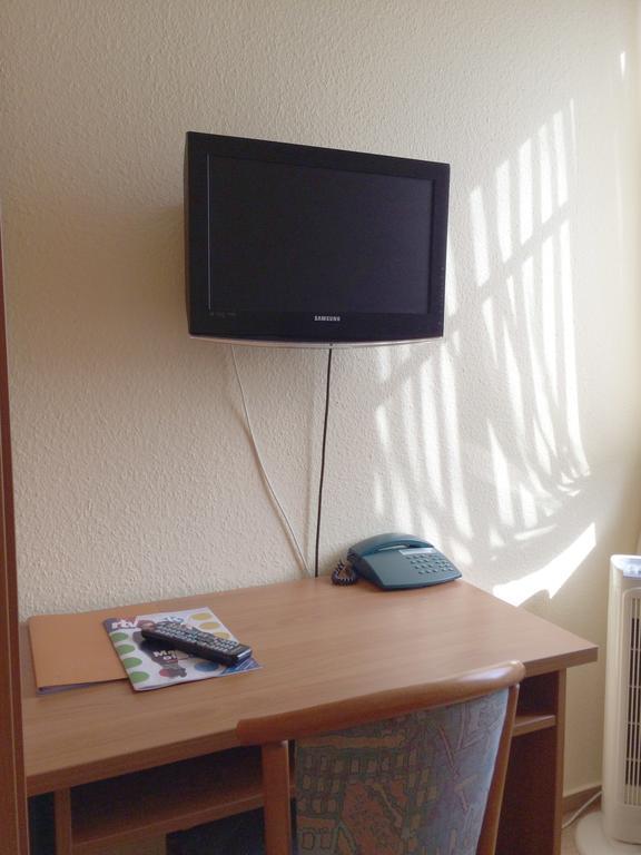 ホテル チューリンガー ホフ イェーナ 部屋 写真